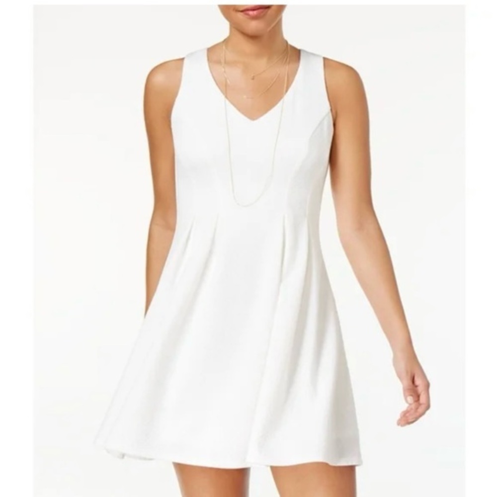 Teeze Me Dress Skater Midi White Sleeveless V-neck 7/8 (Jrs) Party Grad